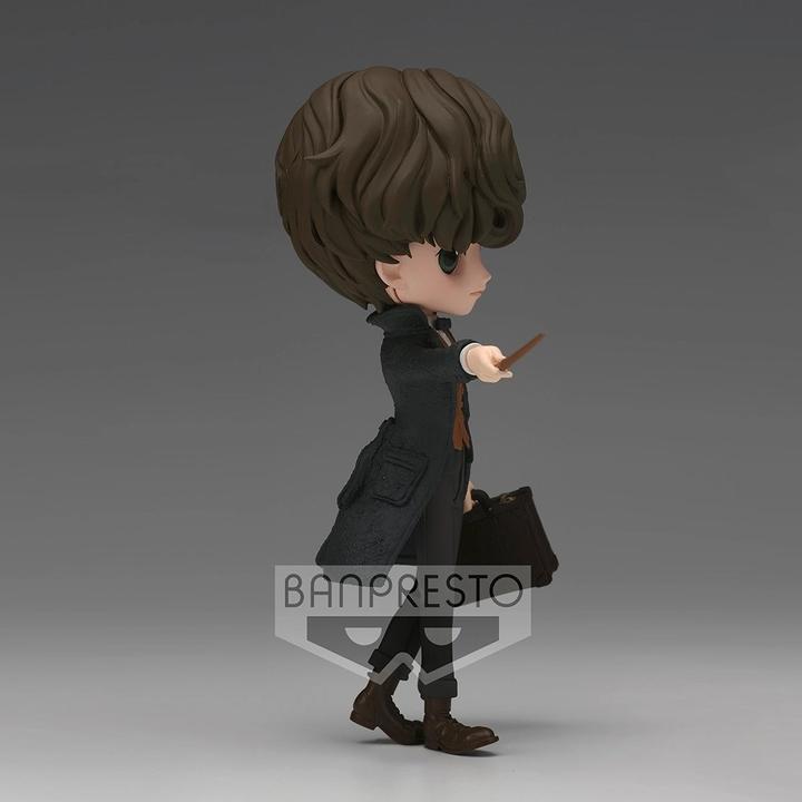 Actual product image Banpresto Fantastic Beasts Q-Posket Newt Scamander II (B) 15cm