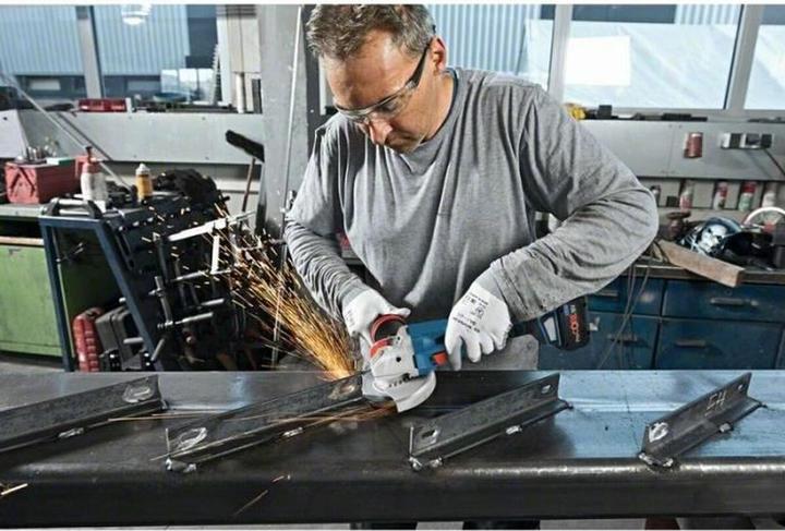 Actual product image Bosch Professional GWX 18V-15 C (125 mm)