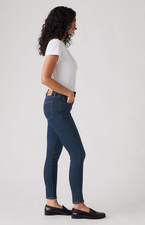 Actual product image Levis Women's Jeans (W28/L32)