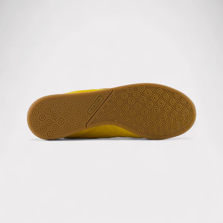 Actual product image New Balance URC42BC (42)