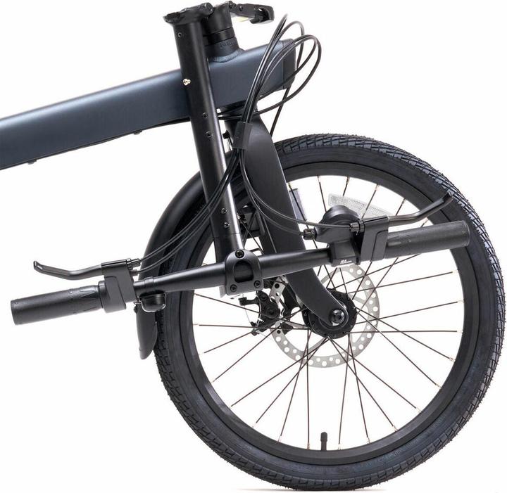 Actual product image QiCycle Portable Electric Air Inflator P1