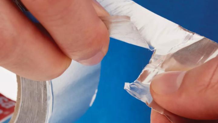 Produktbild tesa Aluminiumklebeband 60650 ohne Liner Länge 50 m Breite 50 mm (50 mm)