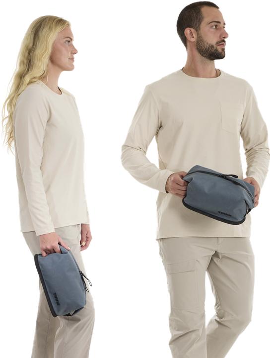 Actual product image Thule Aion Toiletry Bag (5 l)