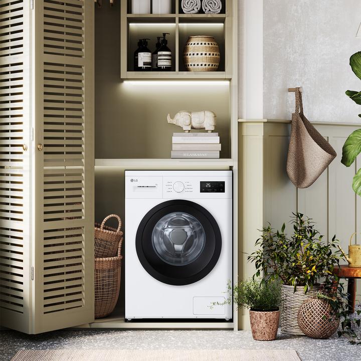 Actual product image LG Lavatrice Slim 7 kg Classe A 1400 giri Vapore (7 kg, Left)