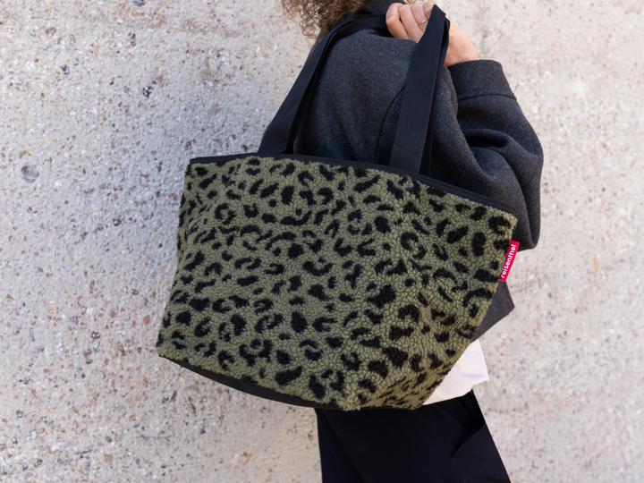 Actual product image reisenthel shopper M teddy leo olive