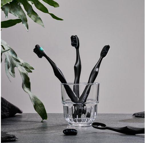 Produktbild happybrush Handzahnbürste Eco Change Medium (Mittel, 2 x)