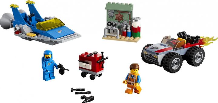 Actual product image LEGO Repair workshop (70821)