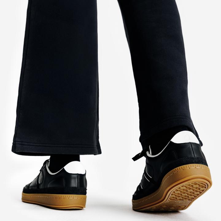 Image du produit Decathlon Chaussures de sport hommes Player 80 cuir (41)