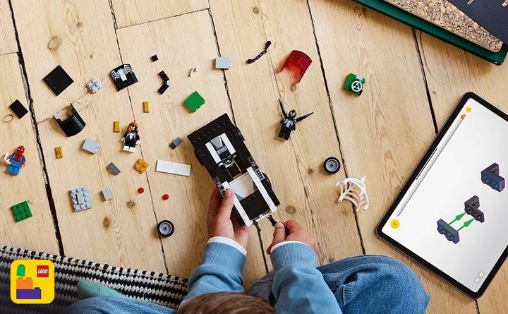 Actual product image LEGO Spider-Man vs. Venom Muscle-Car (76309, LEGO Marvel)