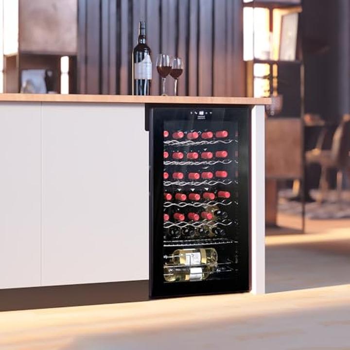 Actual product image Cecotec VINOTECA BOLERO 34030 NEGRA 34 BOTELLAS REGULABLE