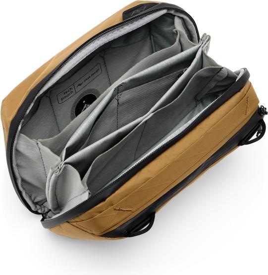 Actual product image Peak Design Tech Pouch (Camera accessory bag, 2 l)