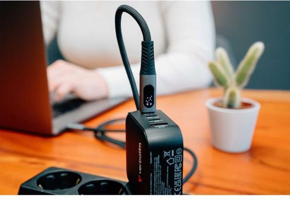 Image du produit Verbatim 31849 (1.20 m, USB 4.0, 240 W)