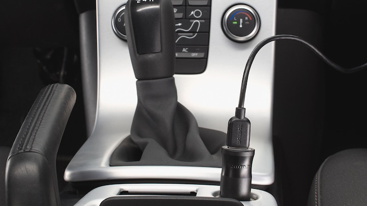 Actual product image TomTom USB car charger (12-24V)