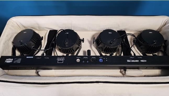 Produktbild Showtec Lightset PRO 9/10 RGBM RGBM (10 W, LED)