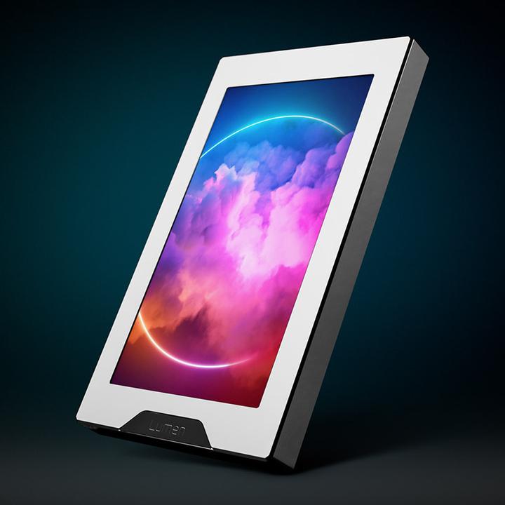 Actual product image EKWB EK Quantum Lumen 7" LCD - nickel-plated