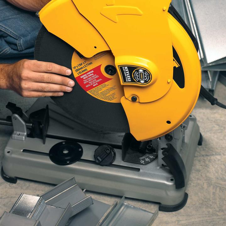 Produktbild DeWalt D28715 Gehrungssäge