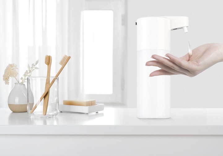 Actual product image Carlo Milano Automatic Battery Spray Disinfectant Dispenser