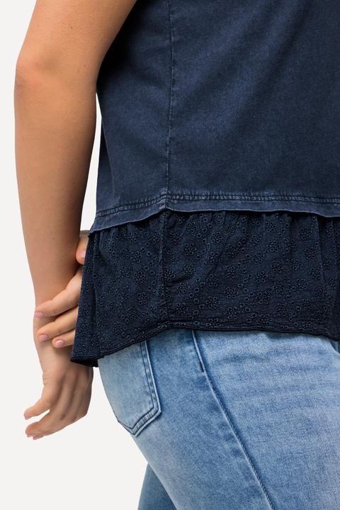 Immagine prodotto Ulla Popken Top smanicato con bordura ricamata e scollo a V (62)