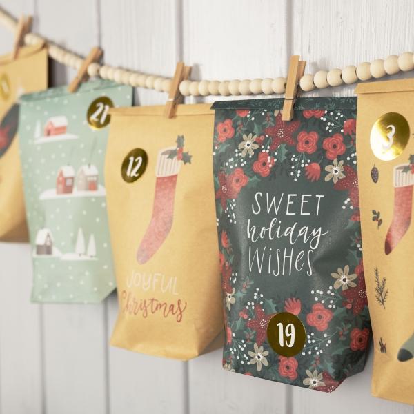 Actual product image Papierdrachen Advent calendar with printed bags - green