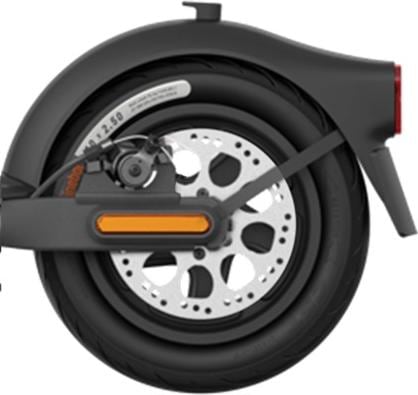 Actual product image Segway-Ninebot KickScooter F40D II (20 km/h, 40 km, 350 W)