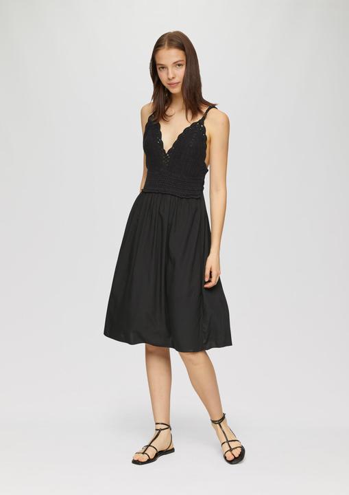 Immagine prodotto S.Oliver Kleid Kurzes Viskose-Kleid mit Häkel-Detail (44)