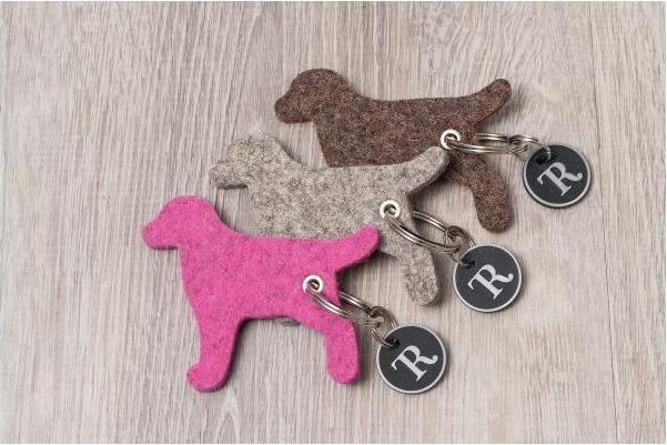 Actual product image Treusinn. Keyring Felt Dog