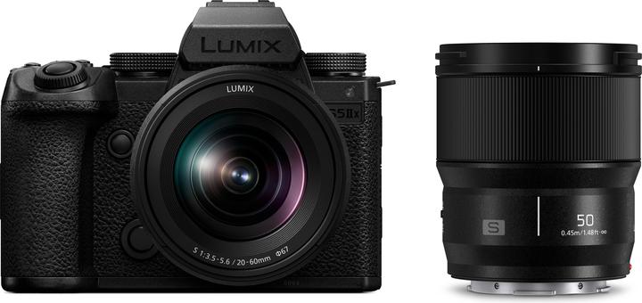 Actual product image Panasonic Lumix S5 Mark II X + S 20-60mm f3,5-5,6 + S 50mm f1,8 (20 - 60 mm, 24.20 Mpx, Full frame)