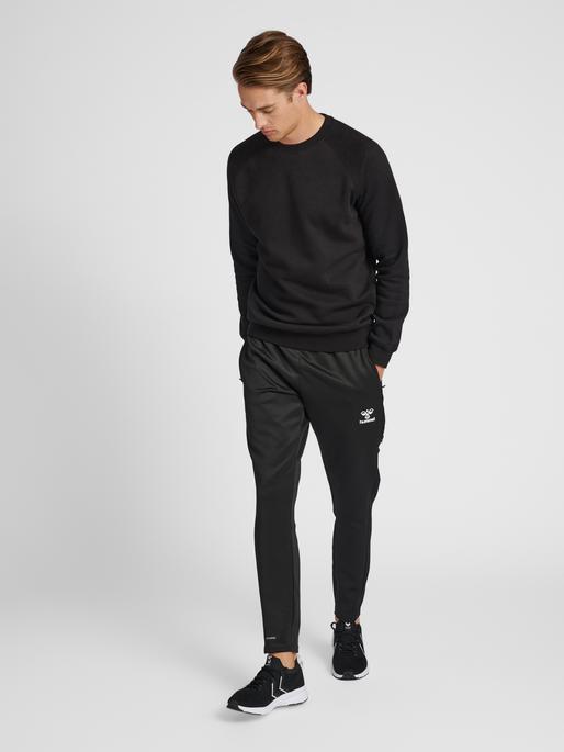 Actual product image hummel Red Heavy Sweatshirt (S)
