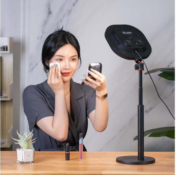 Actual product image Vijim K7 (Video light)