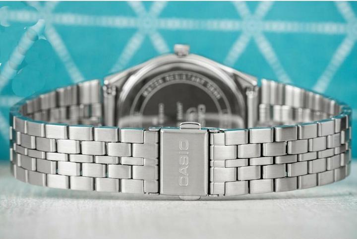 Image du produit Casio MTP-B145D-7BVEF (Montre analogique, 40 mm)