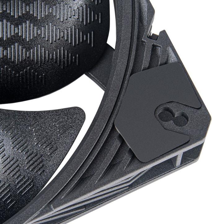 Produktbild Silverstone SST-SF140B - Shark Force Performance enhanced 140mm PWM Fan (140 mm, 1 x)