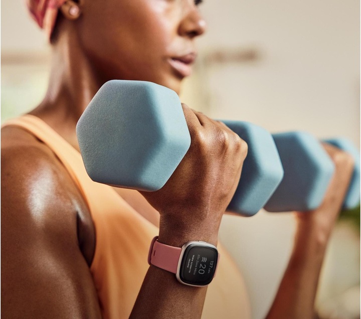 Produktbild Fitbit Versa 4 (40.50 mm)