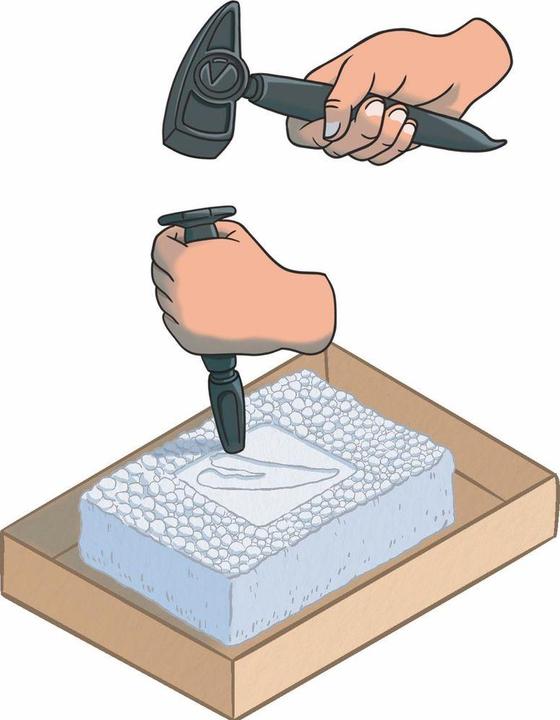 Produktbild Clementoni Galileo DISCOVERY - Ausgrabungs-Set - Riesenschädel des T-Rex