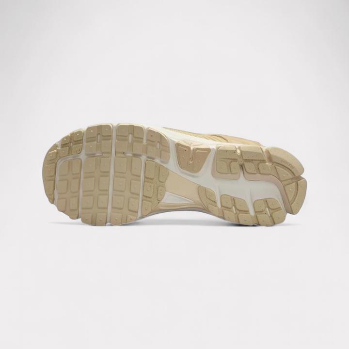 Produktbild Nike Zoom Vomero 5 (40.5)