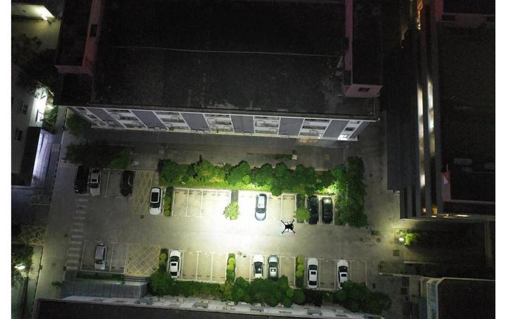 Image du produit DJI Projecteur Wingsland Z15 Gimbal Spotlight (Éclairage des drones)