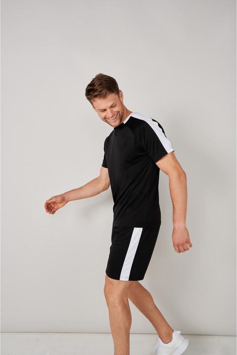 Actual product image Finden & Hales Find And Hales Team Tshirt (XXL)