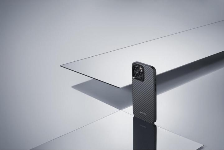 Immagine prodotto Pitaka Custodia MagEZ Pro per iP 15 Pro Max (Nero/Grigio Twill) 1500D (Apple iPhone 15 Plus)