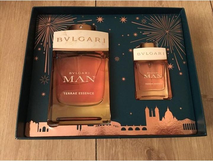 Immagine prodotto Bulgari Natale 2022 Terrae Essentials Eau de Parfum 100 / 15 (Set di profumi)