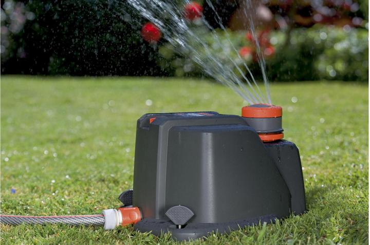 Produktbild Gardena Comfort Vielflächenregner Aqua Contour (Flächenregner)