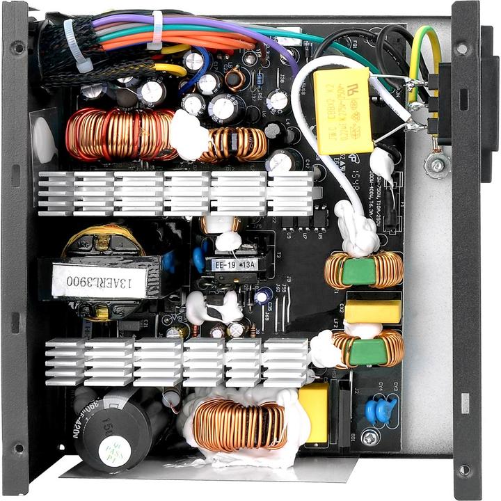 Actual product image Thermaltake Netzteil TR2 S 650W ATX 80+ Black retail (650 W)