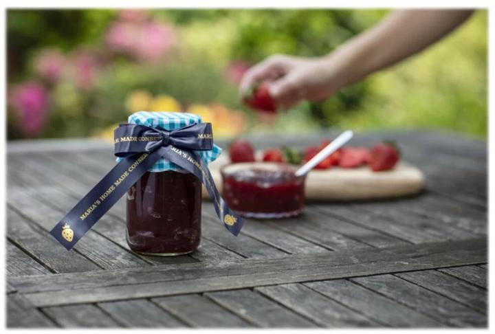 Produktbild Brother TZe-RN54 (2.40 cm, Blau)