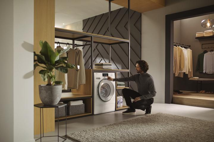 Immagine prodotto Miele WWR 800-60 CH (9 kg, A destra, Spina CH)