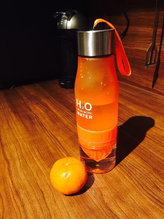Produktbild H2O Trinkflasche (0.65 l)
