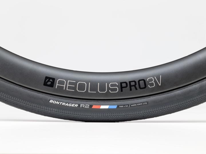 Image du produit Bontrager Pneu de course R2 Hard-Case Lite