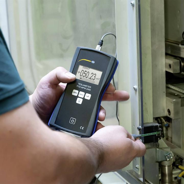 Actual product image PCE Instruments Magnetometer