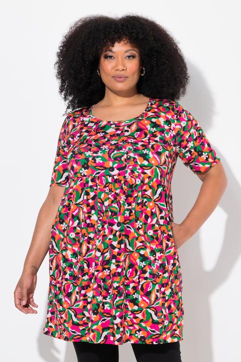 Actual product image Ulla Popken Geometric Print Short Sleeve Knit Tunic (58)