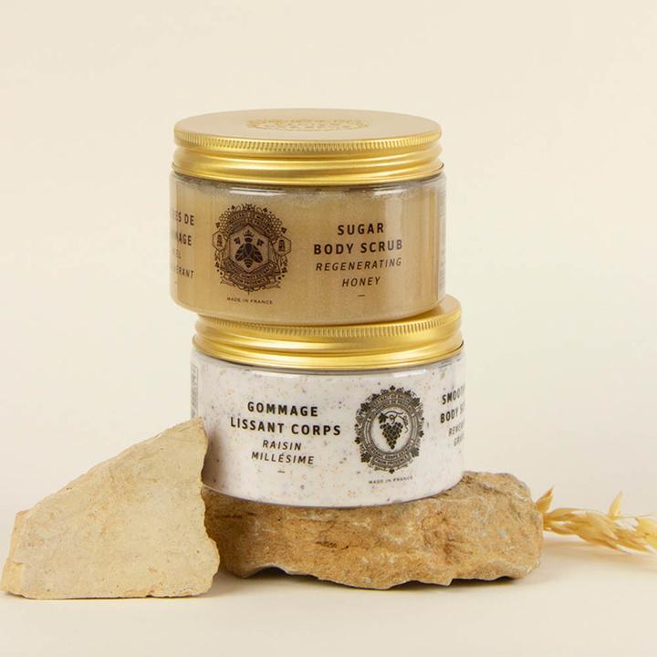 Actual product image Panier des Sens Regenerating Honey Sugar Body Scrub - 300.0g (300 ml)