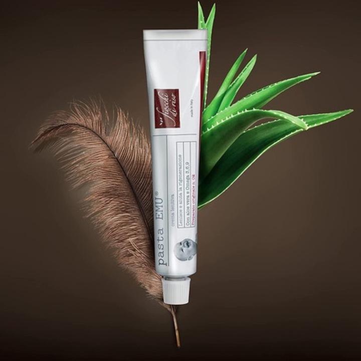 Actual product image Chicco Emu Soothing Paste 30ml Flakes of