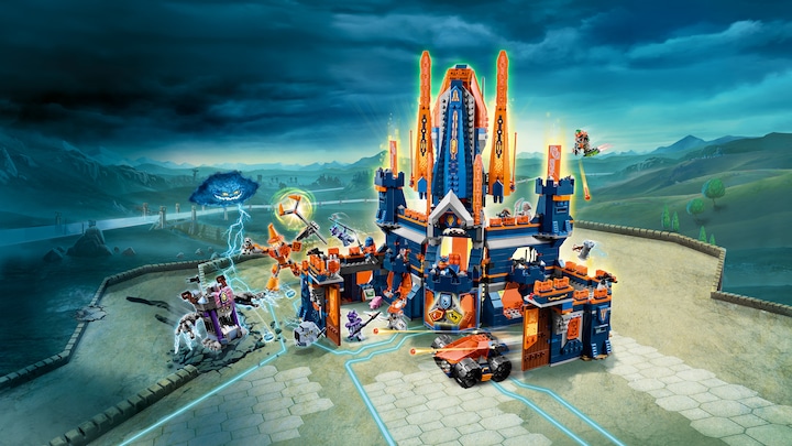 Actual product image LEGO Knighton Castle (70357, LEGO Nexo Knights)