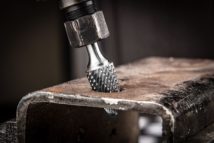 Produktbild Graphite Graphit HM G TYP METALLBIT (VERROTTETE FORM) 12 X 25 MM STIEFEL 6 X 45 MM 55H375 GRAPHIT